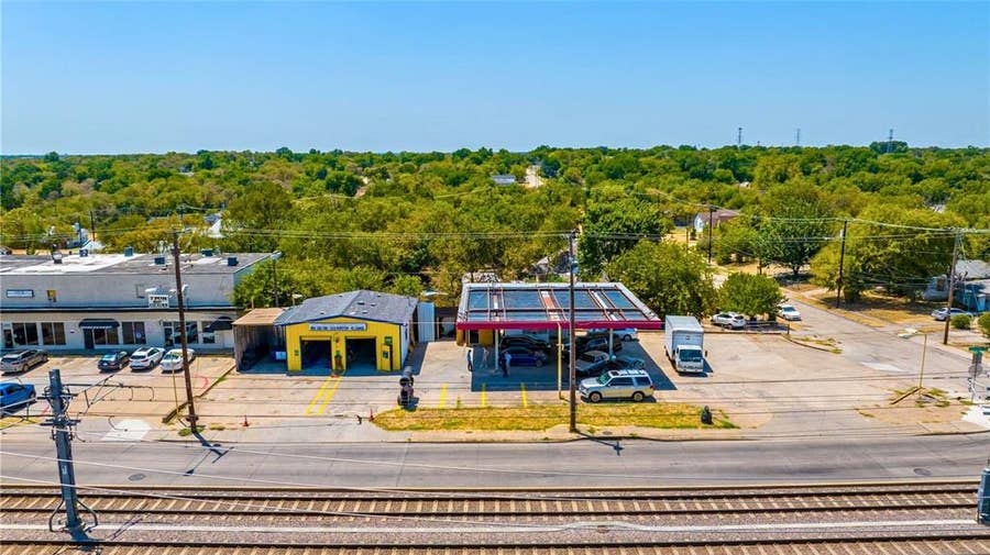 Property photo for 3701 Lancaster Road, Dallas, TX