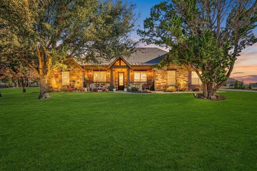 Property photo for 3719 Lonesome Creek Road, Granbury, TX