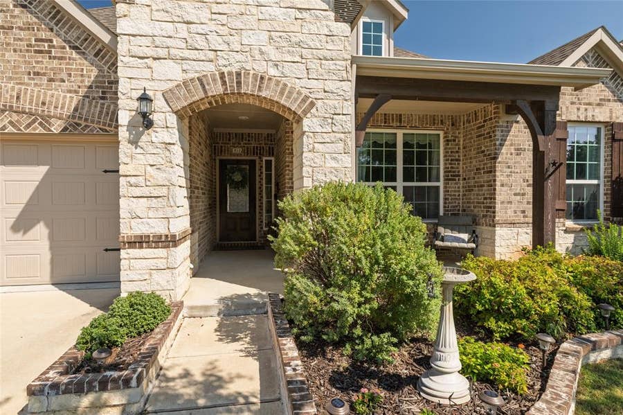 Property photo for 932 Basket Willow Terrace, Fort Worth, TX