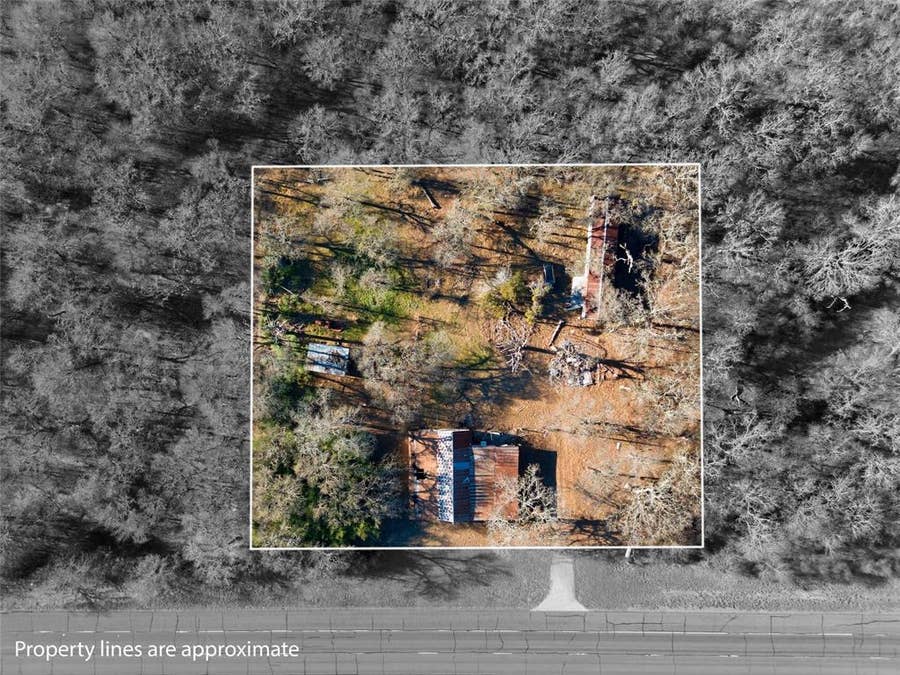 Property photo for 1469 Highway 31, Axtell, TX