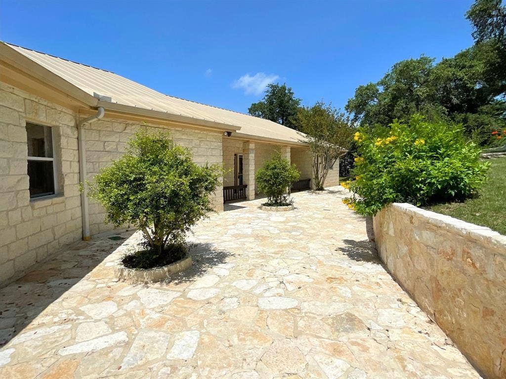 1221 Sundown Trail, Fischer, TX 78623 1221 Sundown Trail, Fischer, TX 78623