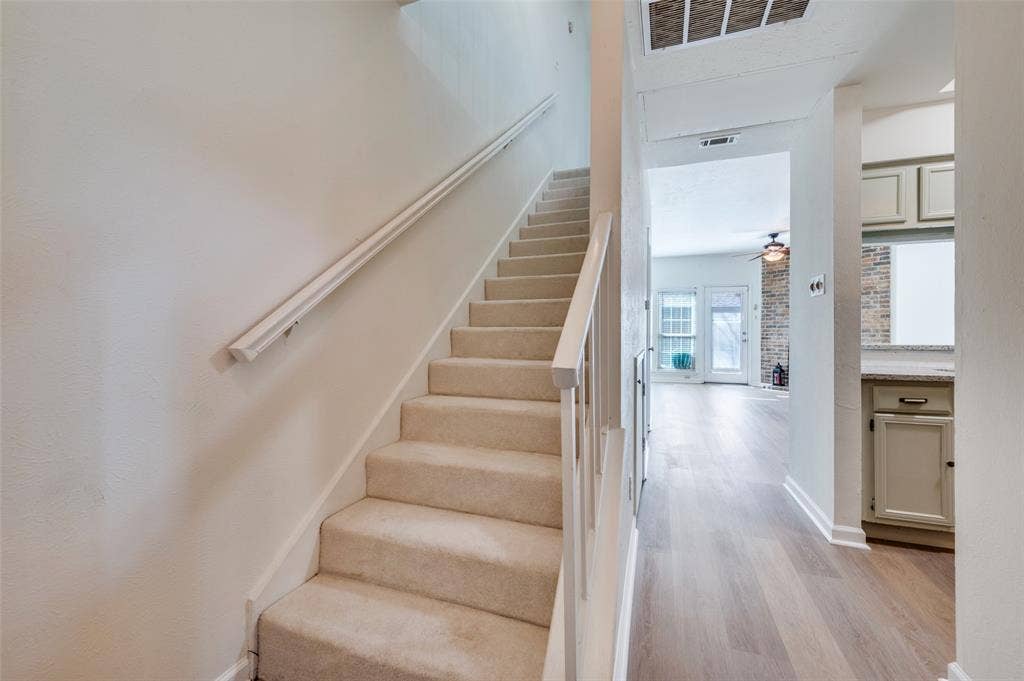 9910 Royal Lane, #208, Dallas, TX 75231