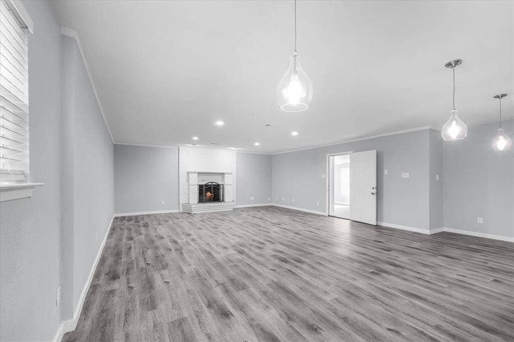 705 NW Hillery Street, Burleson, TX 76028 705 NW Hillery Street, Burleson, TX 76028