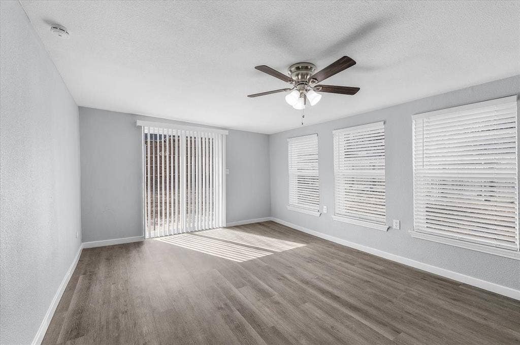 705 NW Hillery Street, Burleson, TX 76028 705 NW Hillery Street, Burleson, TX 76028