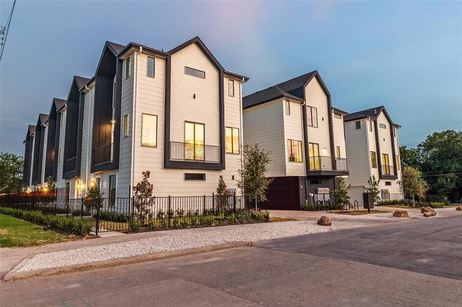 Property photo for 3308 Birmingham Avenue, #6, Dallas, TX