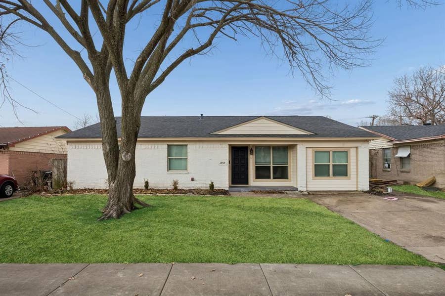 Property photo for 2917 Gardenia Drive, Garland, TX