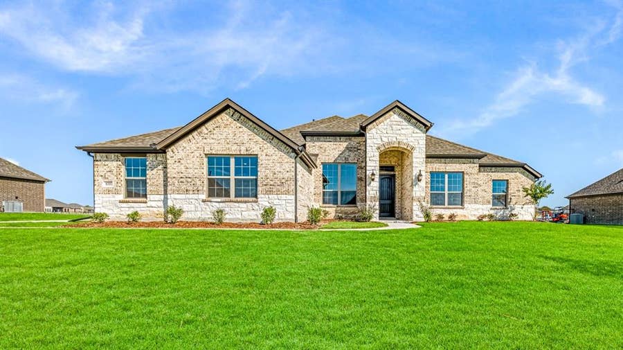 Property photo for 8355 Forest Glade, Greenville, TX