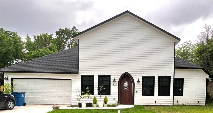 Property photo for 403 N Nash Street, Kaufman, TX
