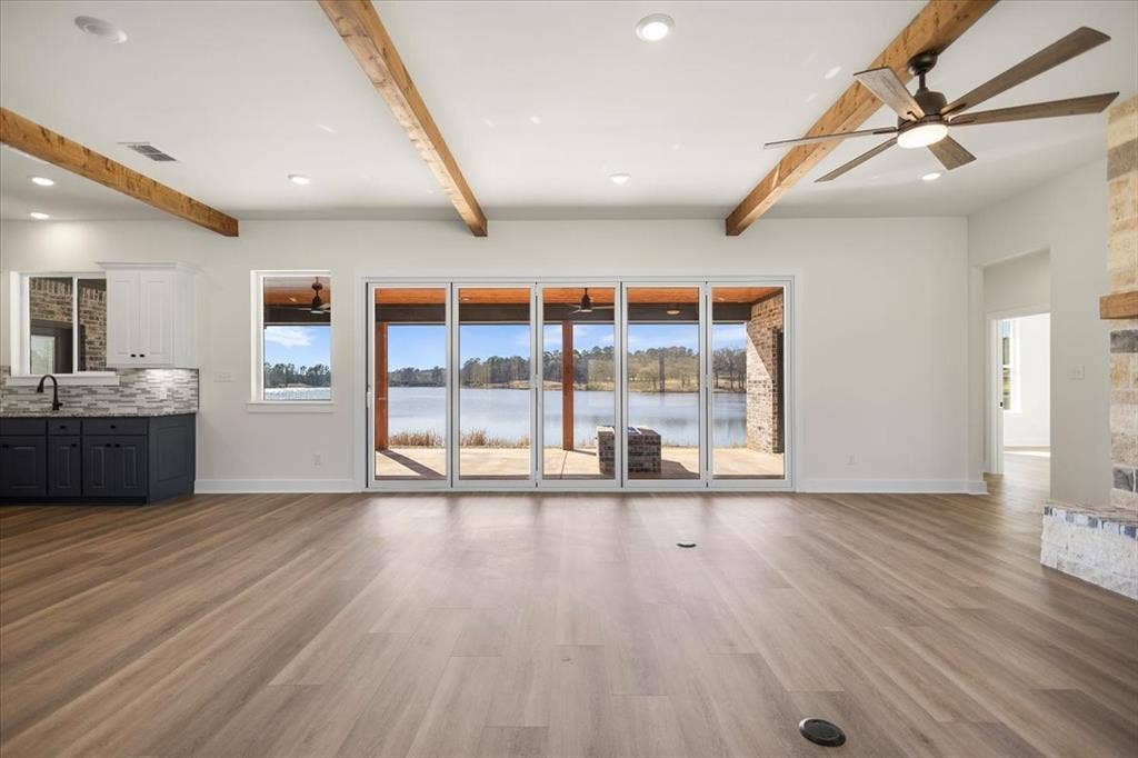24110 Sun Ridge Road, Lindale, TX 75771 24110 Sun Ridge Road, Lindale, TX 75771