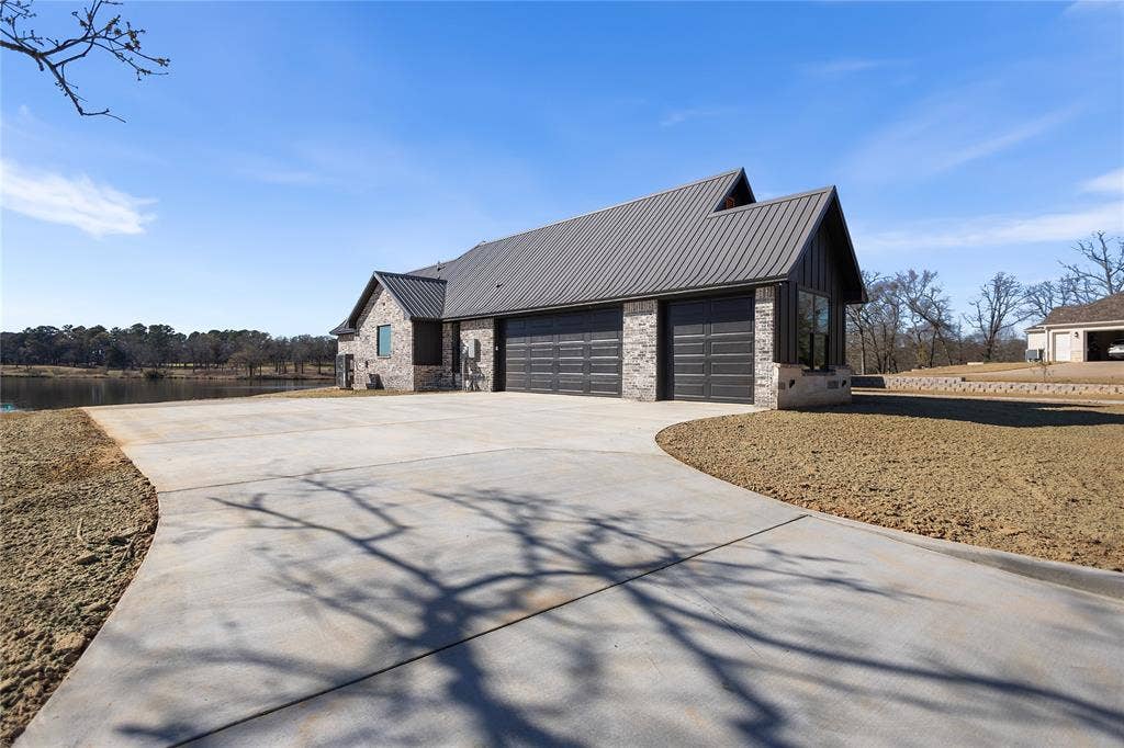 24110 Sun Ridge Road, Lindale, TX 75771 24110 Sun Ridge Road, Lindale, TX 75771
