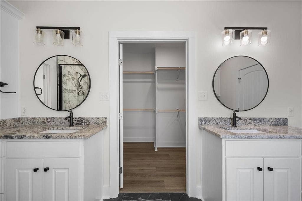 24110 Sun Ridge Road, Lindale, TX 75771 24110 Sun Ridge Road, Lindale, TX 75771