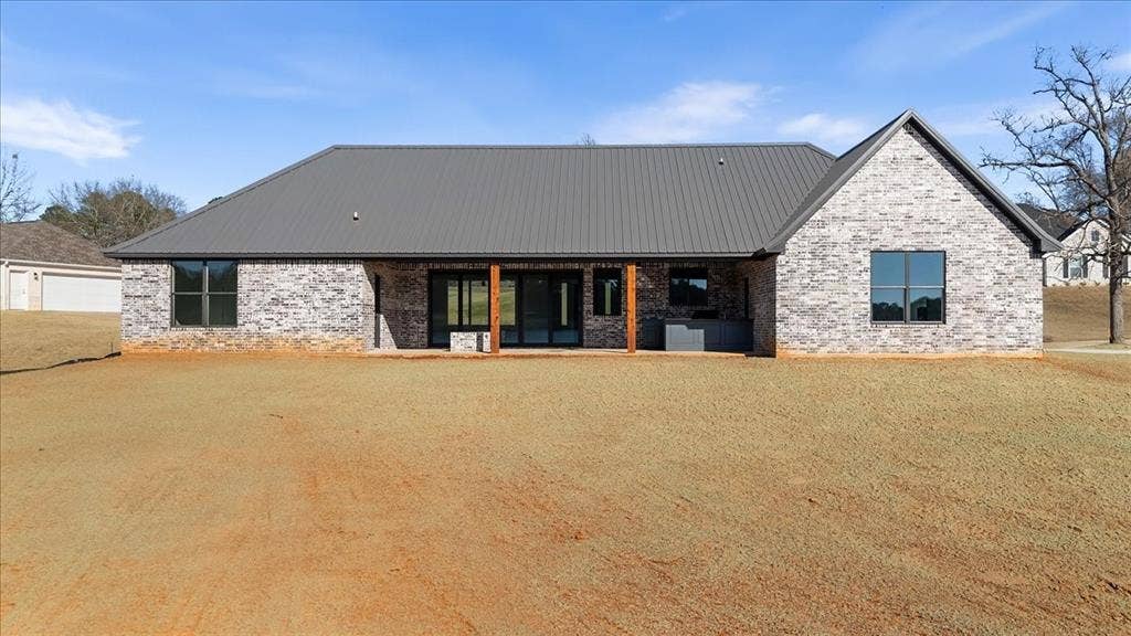 24110 Sun Ridge Road, Lindale, TX 75771 24110 Sun Ridge Road, Lindale, TX 75771