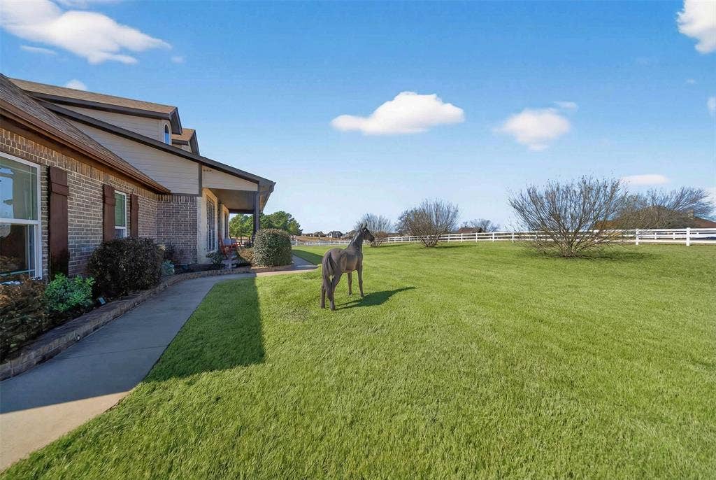23151 Champion Drive, Lindale, TX 75771 View of yard with a view of rural / pastoral area