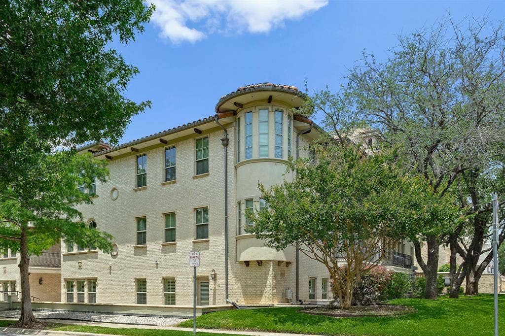 5801 Hillcrest Avenue, #06, University Park, TX 75205 5801 Hillcrest Avenue, #06, University Park, TX 75205
