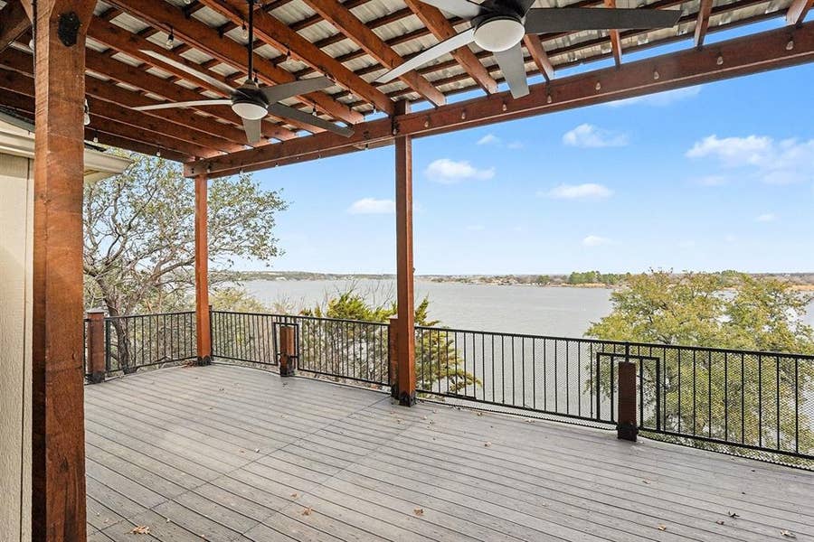 Property photo for 7006 Stone Bluff Court, Granbury, TX