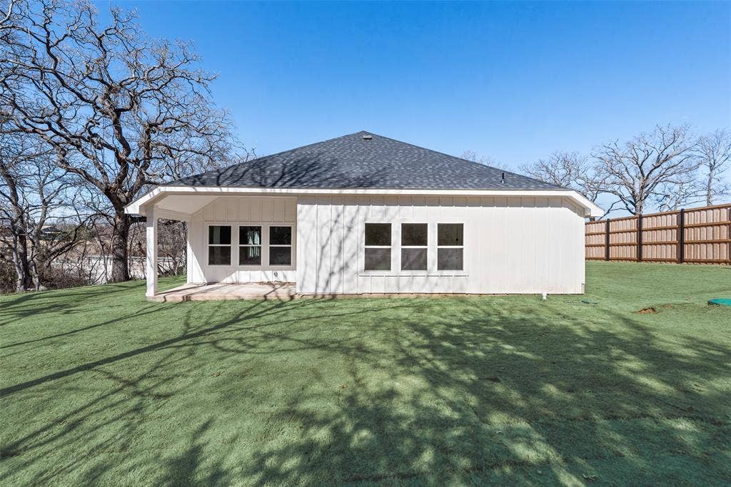 2017 Shady Creek Crossing, Azle, TX 76020 2017 Shady Creek Crossing, Azle, TX 76020