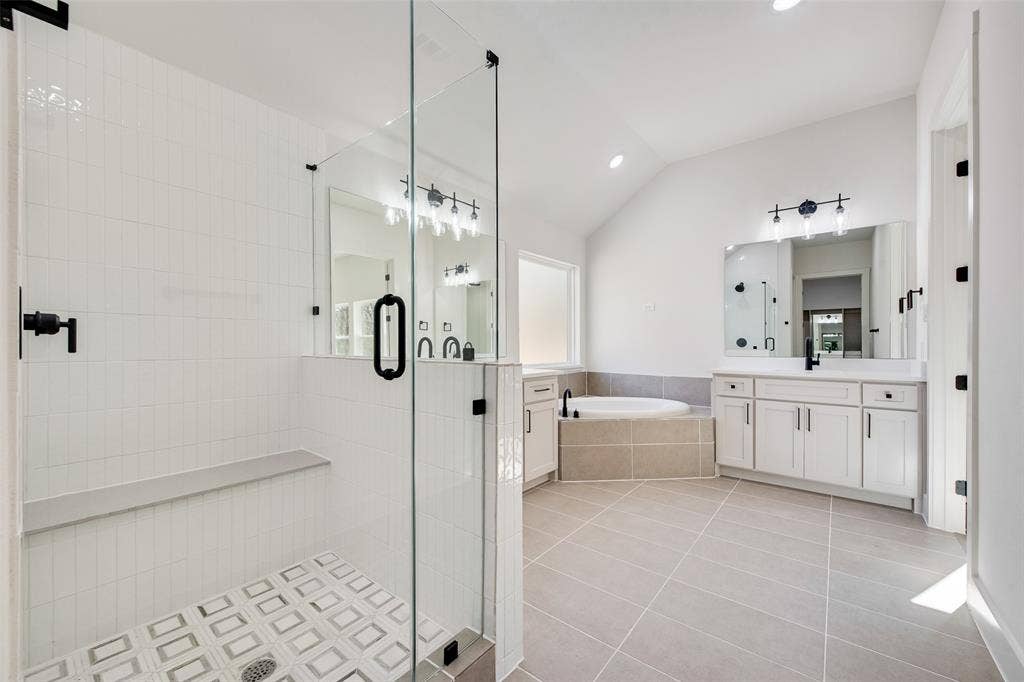 2017 Shady Creek Crossing, Azle, TX 76020 2017 Shady Creek Crossing, Azle, TX 76020