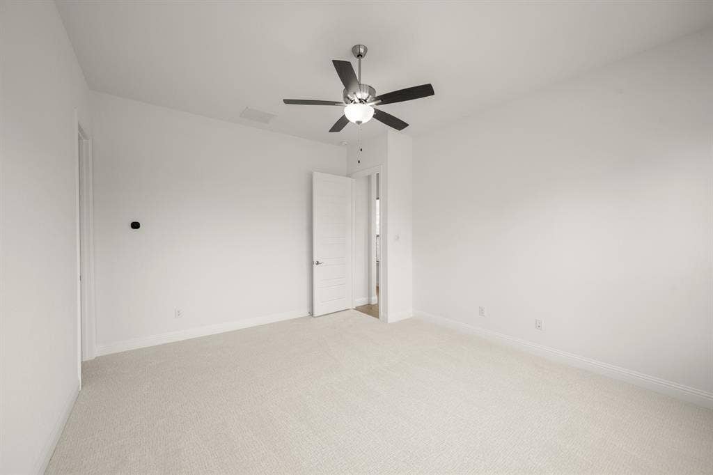 1540 Euclid Alley, Corinth, TX 76208 1540 Euclid- Primary Suite-2