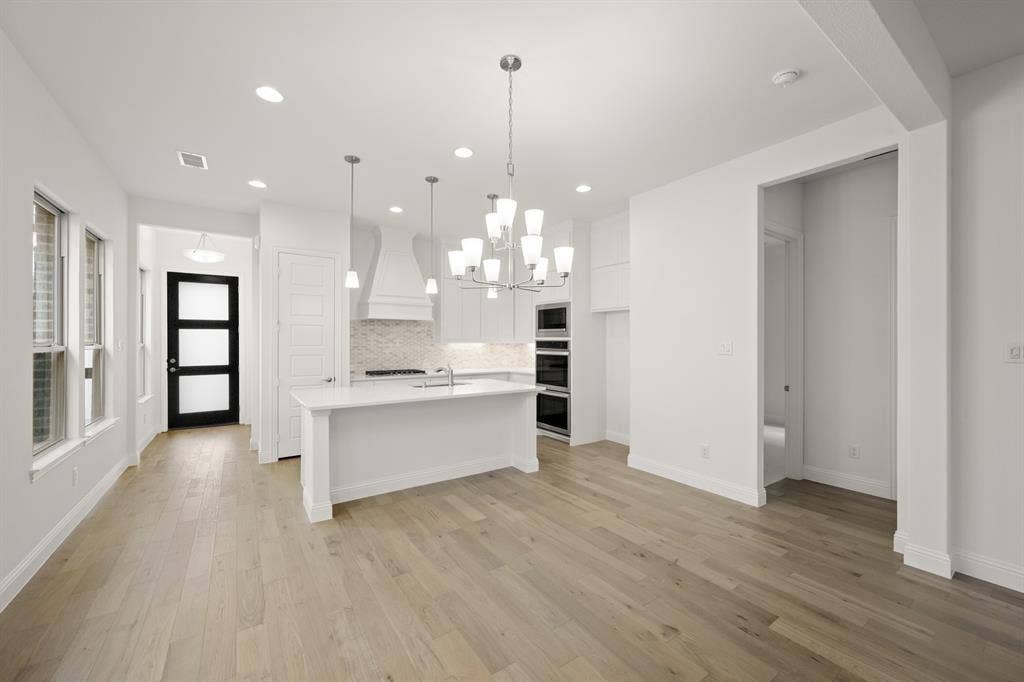 1540 Euclid Alley, Corinth, TX 76208 1540 Euclid- Dining-2
