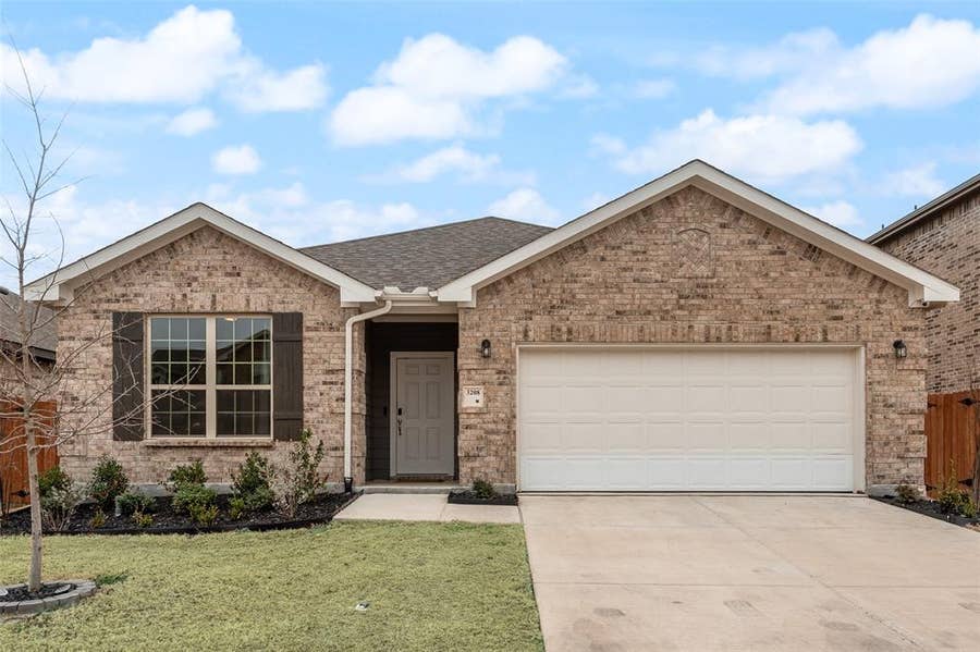 Property photo for 3208 Apple Creek Avenue, Crandall, TX
