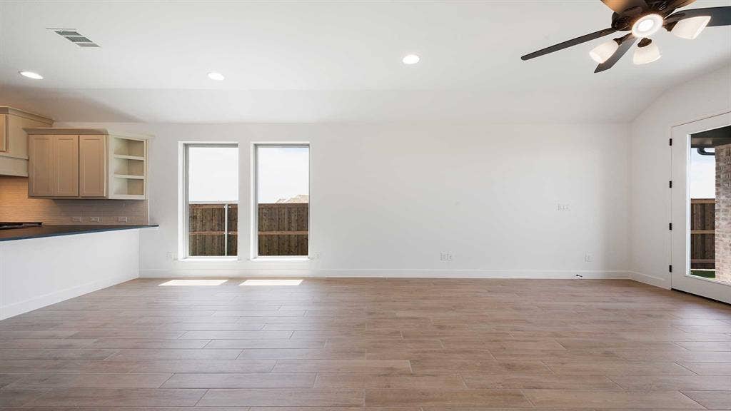 2646 Brooklyn Street, Forney, TX 75126 2646 Brooklyn Street, Forney, TX 75126