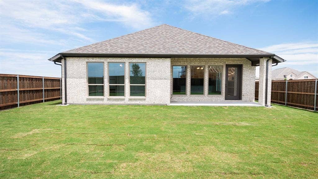 2646 Brooklyn Street, Forney, TX 75126 2646 Brooklyn Street, Forney, TX 75126