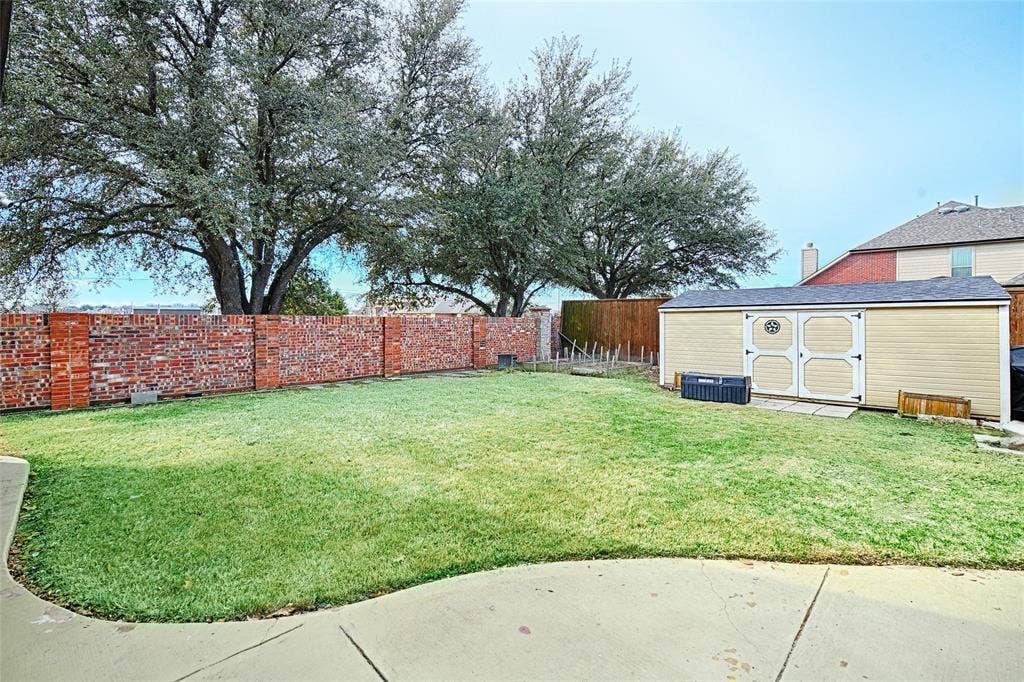 9001 Culberson Drive, Plano, TX 75025 9001 Culberson Drive, Plano, TX 75025