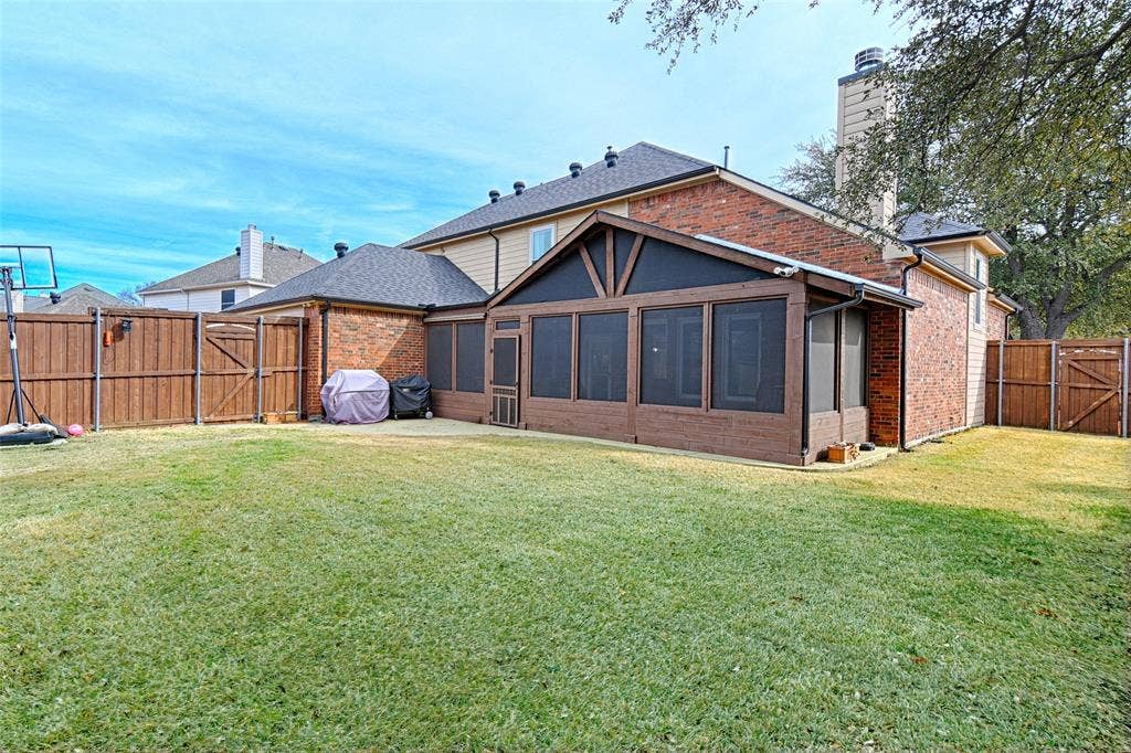 9001 Culberson Drive, Plano, TX 75025 9001 Culberson Drive, Plano, TX 75025