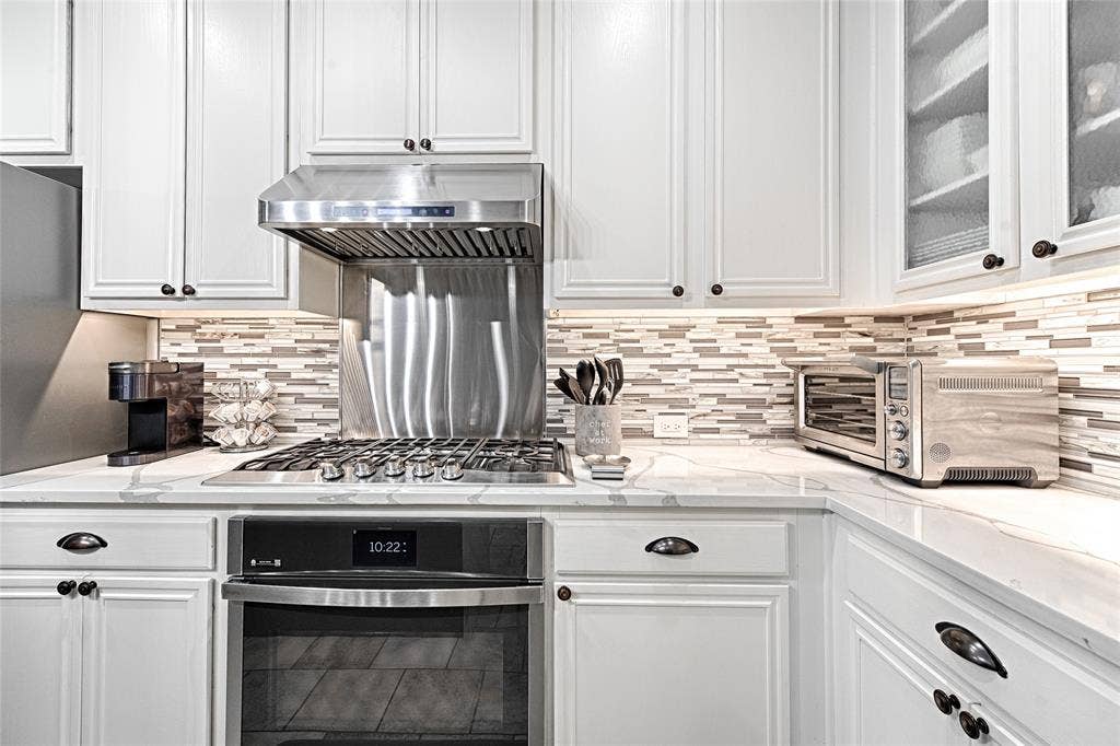 9001 Culberson Drive, Plano, TX 75025 9001 Culberson Drive, Plano, TX 75025