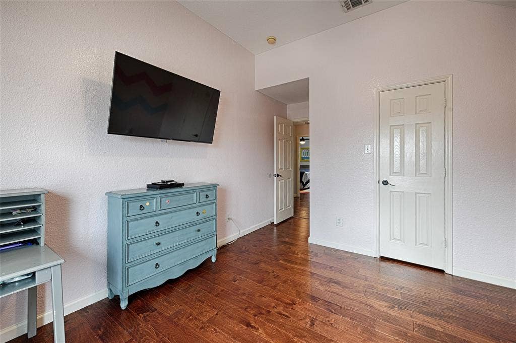 9001 Culberson Drive, Plano, TX 75025 9001 Culberson Drive, Plano, TX 75025