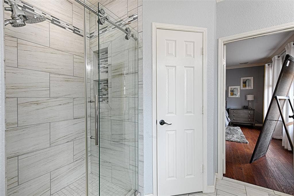9001 Culberson Drive, Plano, TX 75025 9001 Culberson Drive, Plano, TX 75025