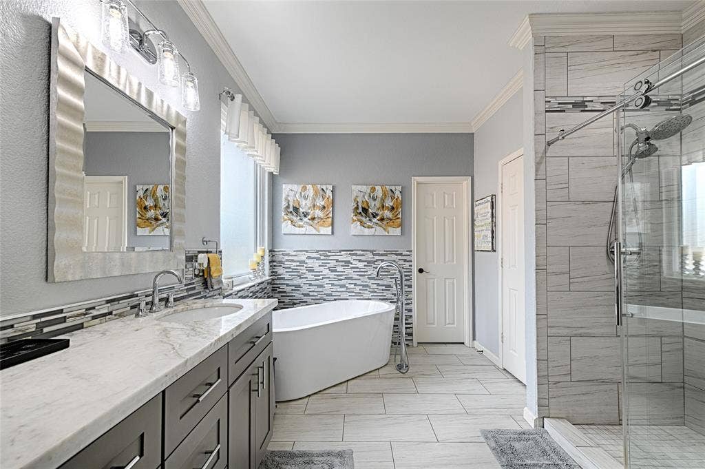 9001 Culberson Drive, Plano, TX 75025 9001 Culberson Drive, Plano, TX 75025