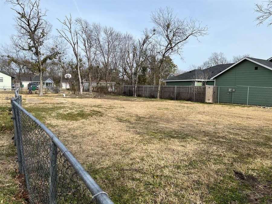 Property photo for TBD1 Thomas Street, Terrell, TX