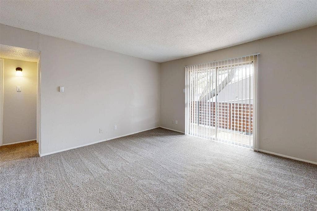 6011 Interstate Hwy 30, Greenville, TX 75402