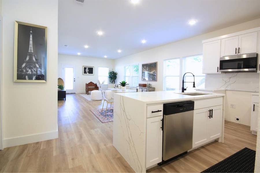 Property photo for 5824 Plum Dale Road, Dallas, TX