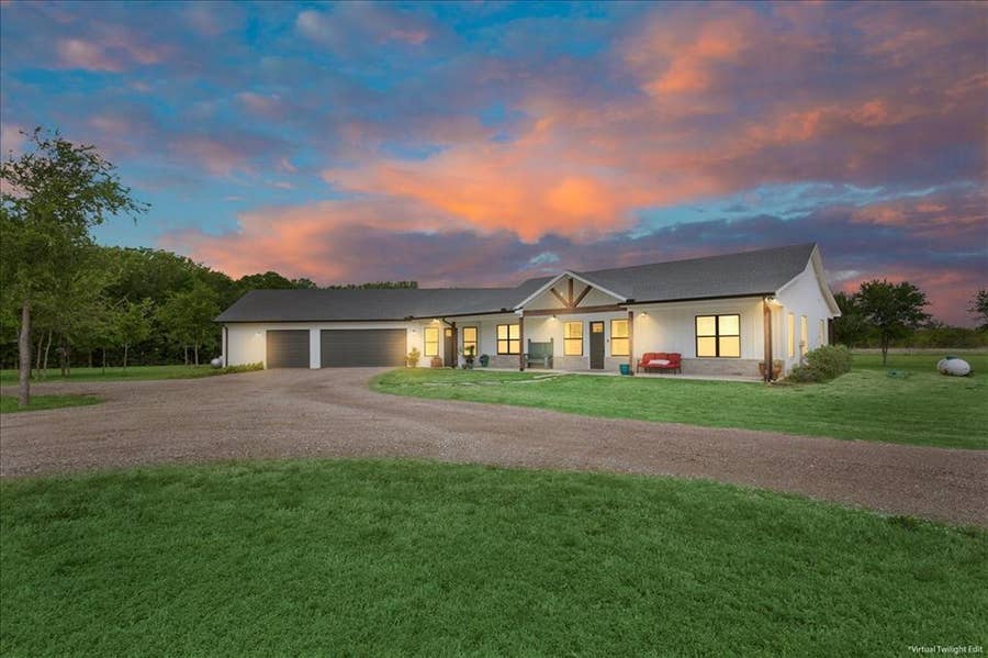 Property photo for 1652 Mount Moriah Road, Riesel, TX
