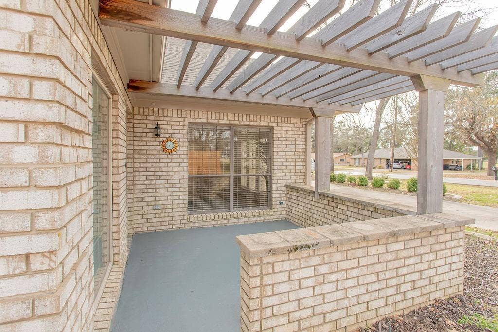 241 Hideaway Lane E, Hideaway, TX 75771 241 Hideaway Lane E, Hideaway, TX 75771