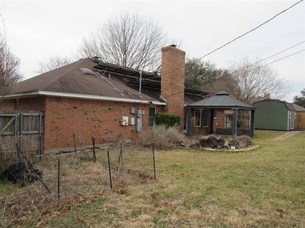 812 Regina Drive, Hewitt, TX 76643 812 Regina Drive, Hewitt, TX 76643