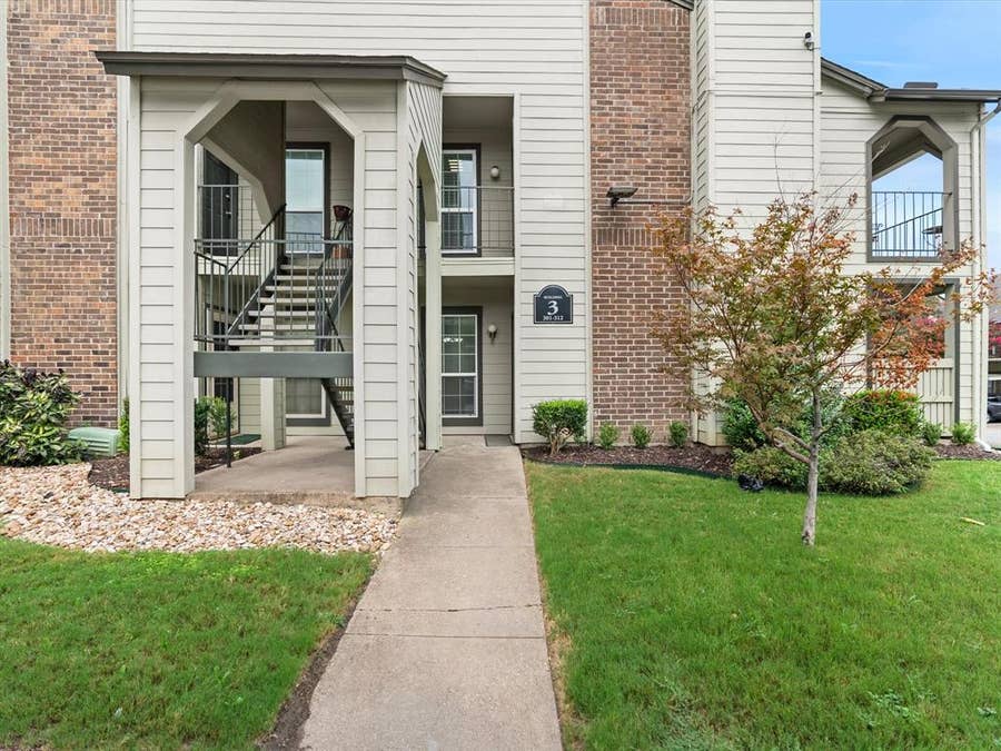 Property photo for 5981 Arapaho Road, #303, Dallas, TX