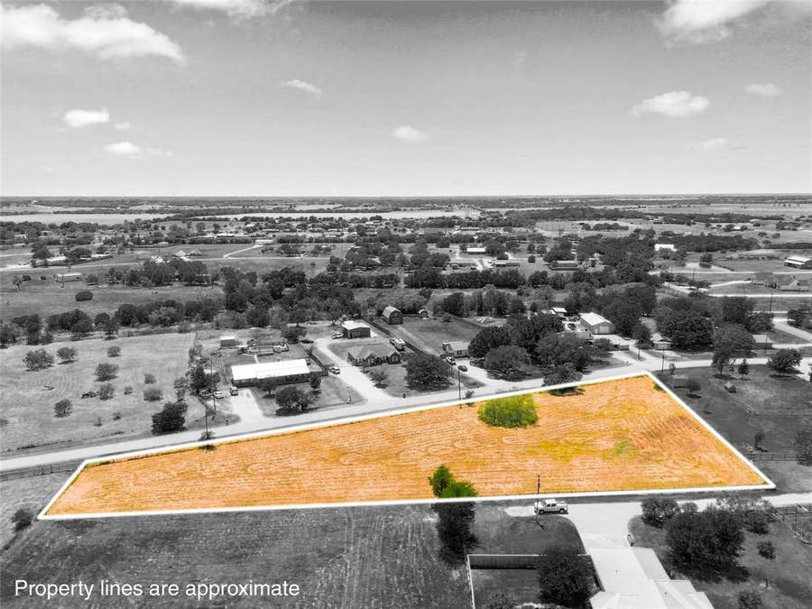 Property photo for TBD Lonesome Dove, China Spring, TX