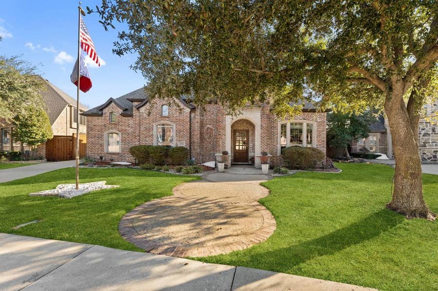 Property photo for 2375 Lake Forest Drive, Rockwall, TX