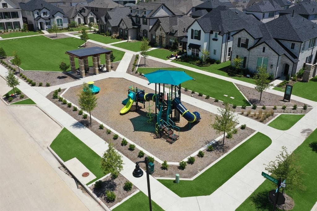 2600 Manzanar Mews, Celina, TX 75009 2600 Manzanar Mews, Celina, TX 75009