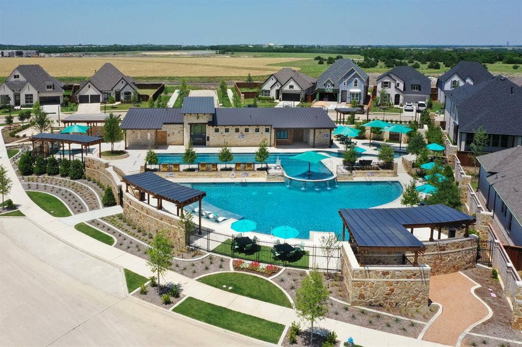 2600 Manzanar Mews, Celina, TX 75009 2600 Manzanar Mews, Celina, TX 75009