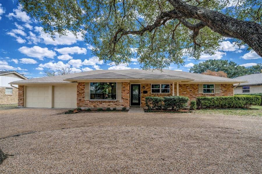 Property photo for 5113 South Drive, Fort Worth, TX
