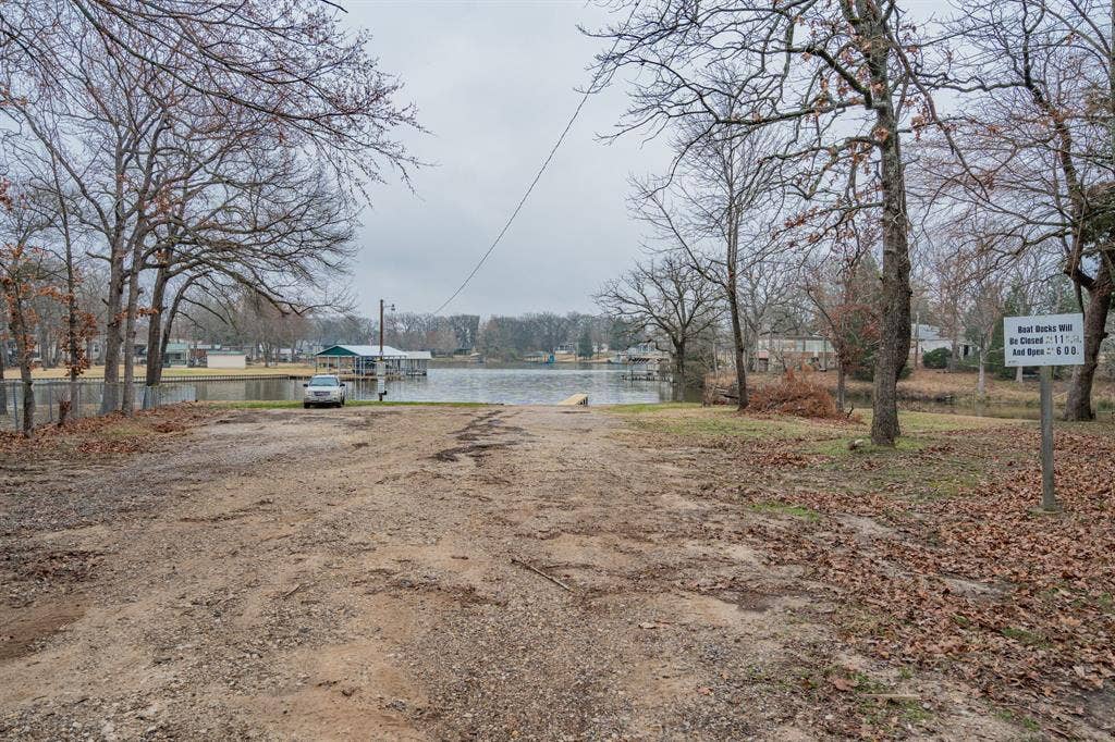 7108 Moccasin Drive, Mabank, TX 75156 7108 Moccasin Drive, Mabank, TX 75156