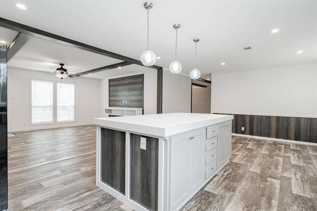 7108 Moccasin Drive, Mabank, TX 75156 7108 Moccasin Drive, Mabank, TX 75156