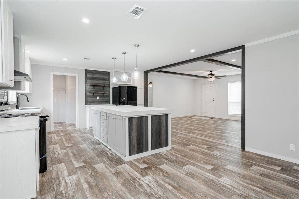 7108 Moccasin Drive, Mabank, TX 75156 7108 Moccasin Drive, Mabank, TX 75156