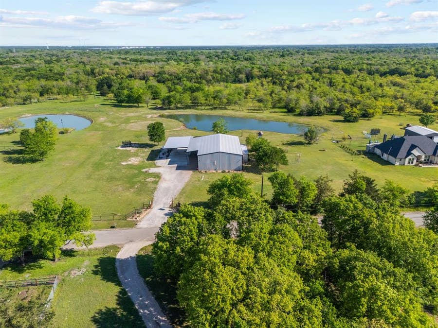 Property photo for 2588 County Road 2510, Quinlan, TX