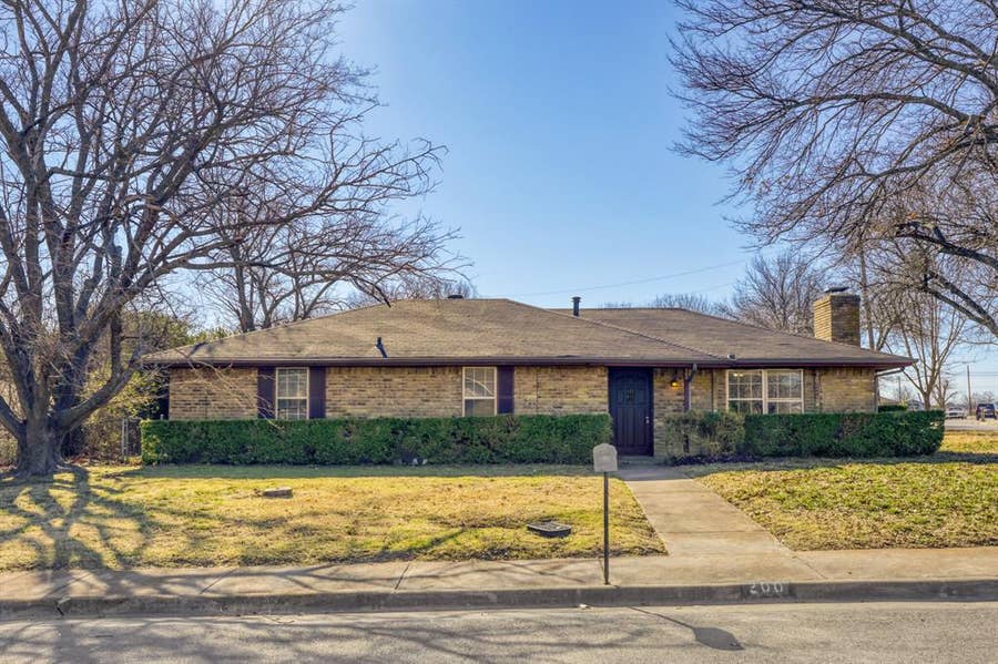 Property photo for 200 Connie Drive, DeSoto, TX