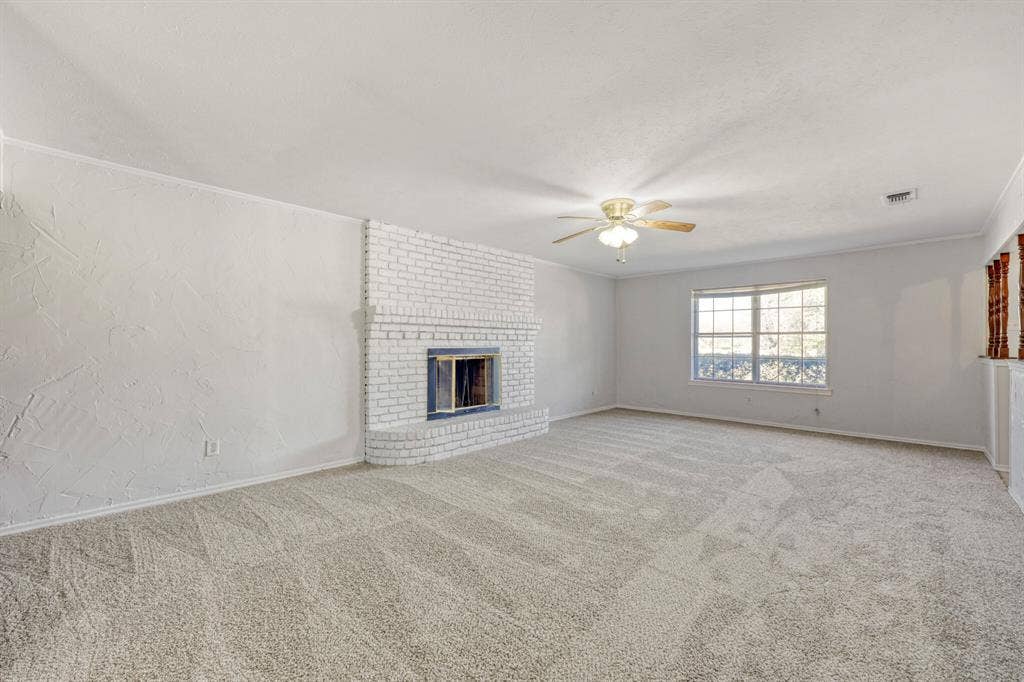 200 Connie Drive, DeSoto, TX 75115 200 Connie Drive, DeSoto, TX 75115